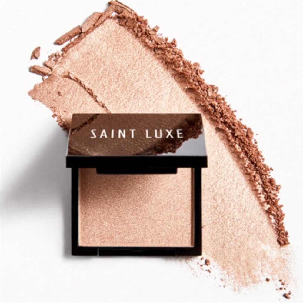 SAINT LUXE Highlighter in Opulence NIB
